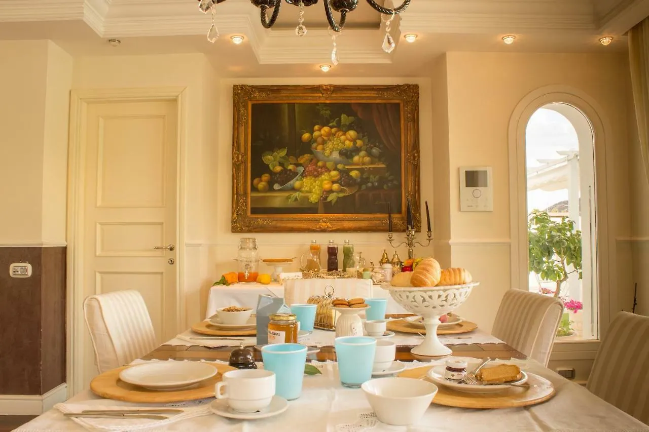 White House Luxury Hospitality Hotel Olbia Guest house