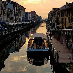 Aparthotel The Boheme Vintage Junior ---- Cozy & Quiet & Comfortable With Private Bathroom & Fully Equipped Kitchenette & Cozy Balcony - Lift To 4th Floor - Metro' -green Subway Porta Genova **